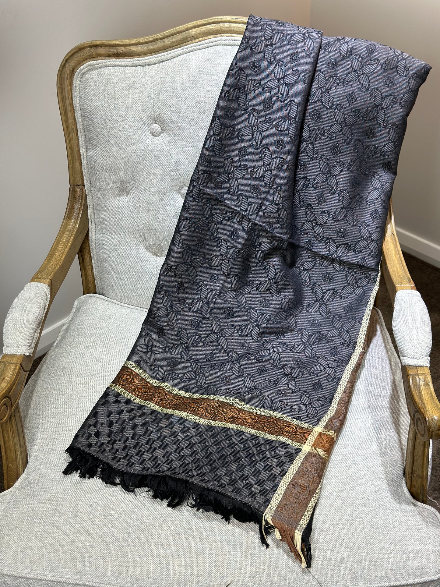 Self-Print Patterned Shawls