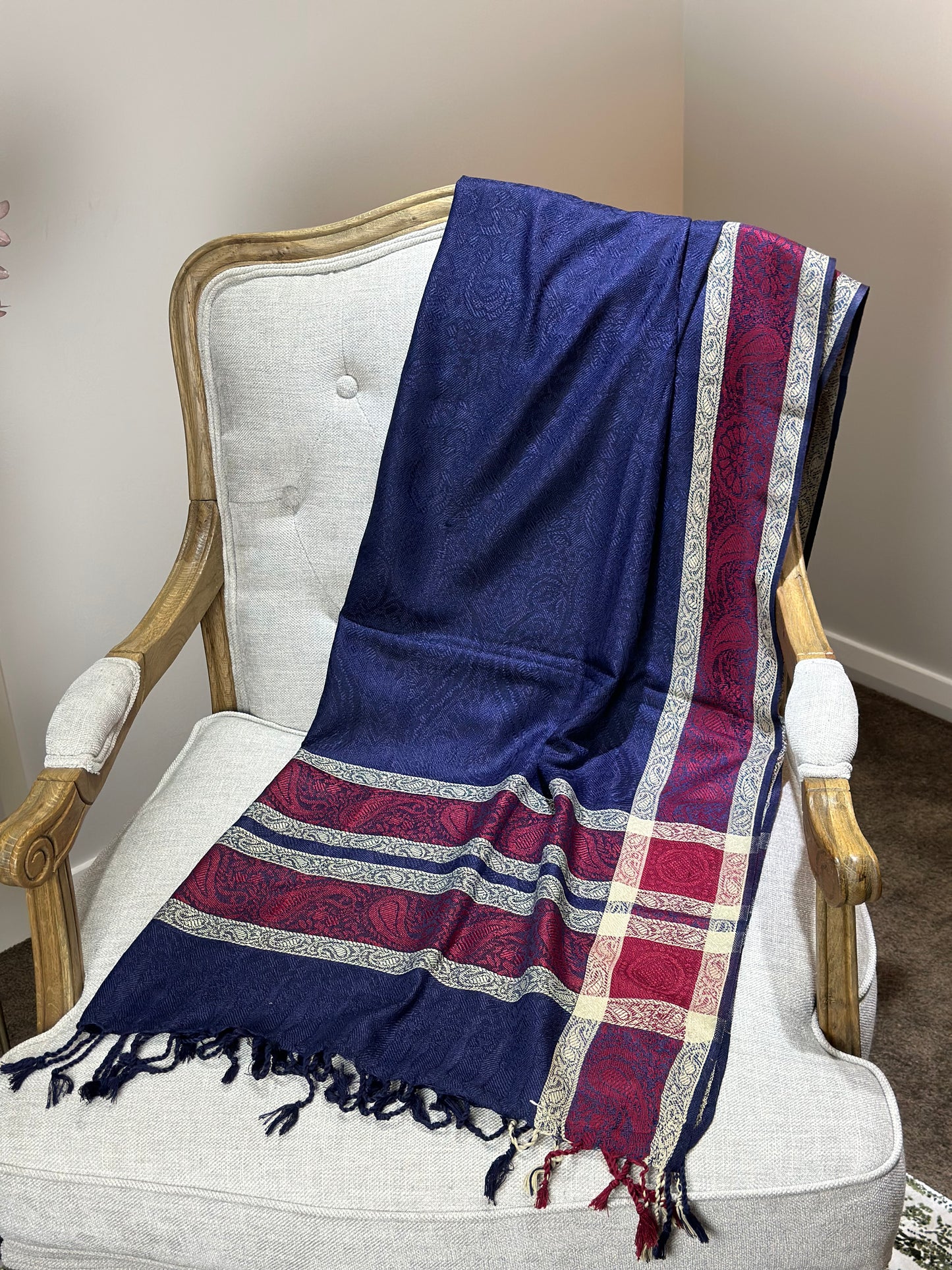 Self-Print Patterned Shawls