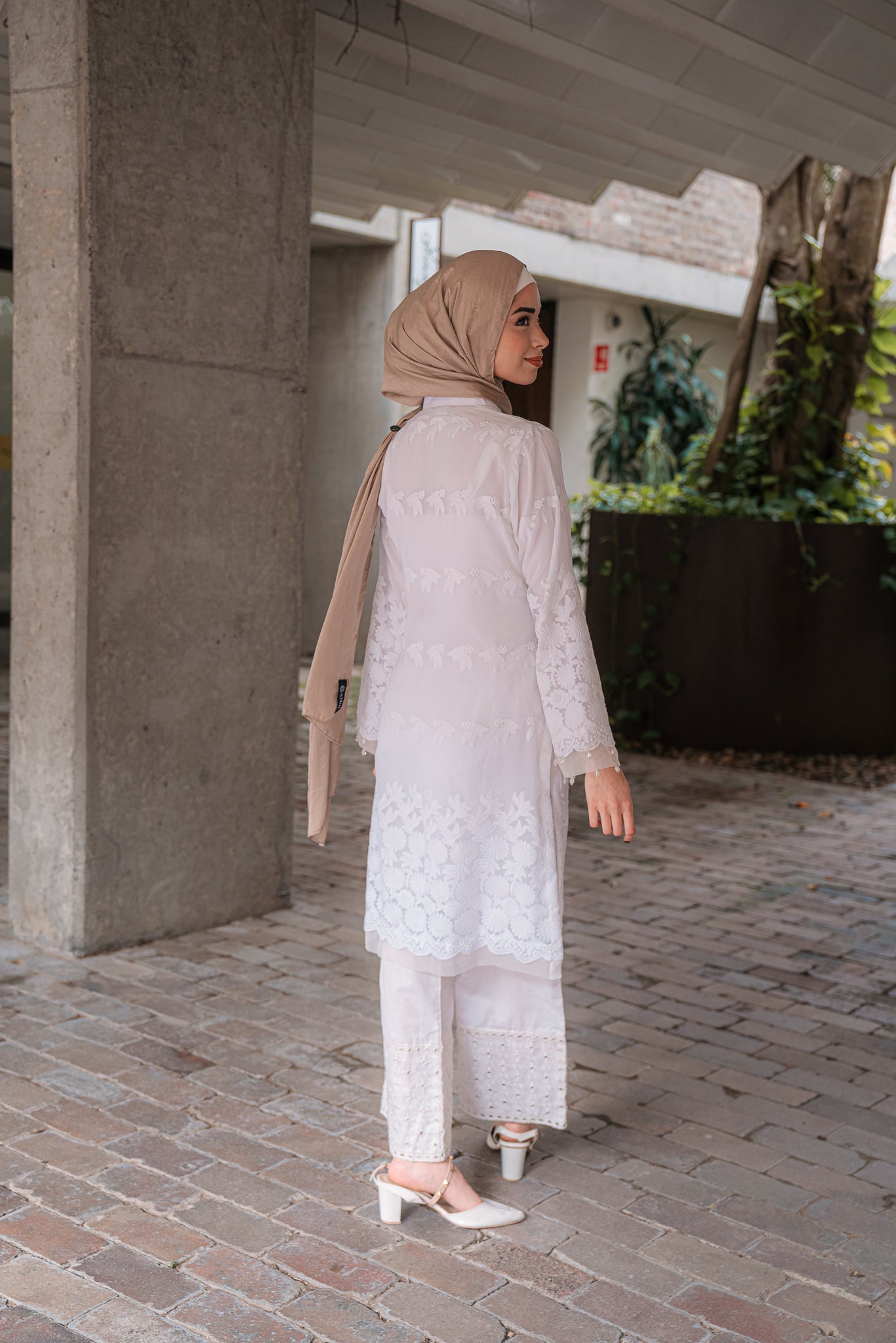 Noor - White Kurti