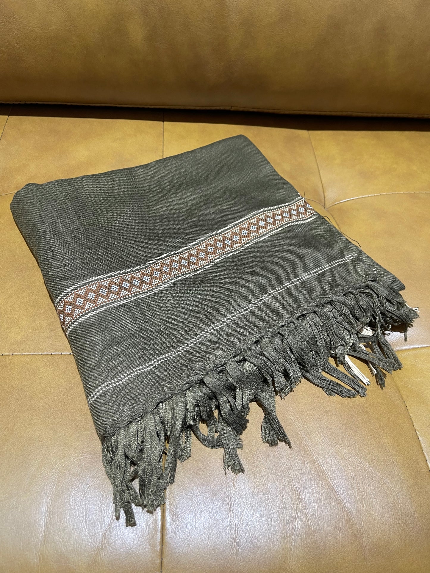 Gents - Green Shawl